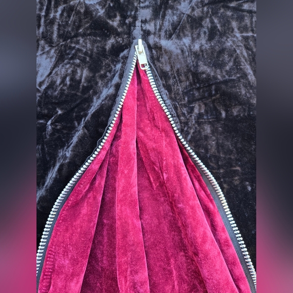Extremely Rare Vintage Lip Service Velvet Zip Skirt! - Picture 8 of 12